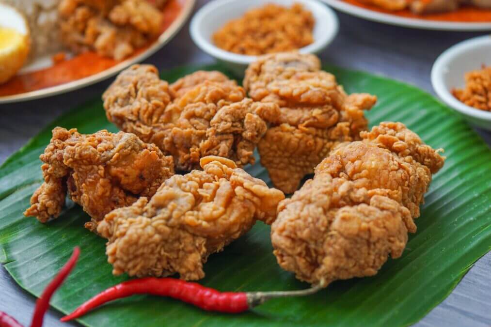 Chicken Licken clucks it up